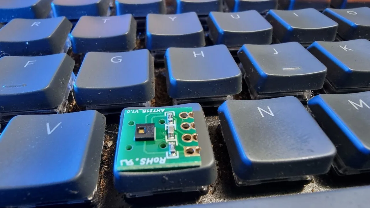 Sensor de temperatura e umidade AHT21B