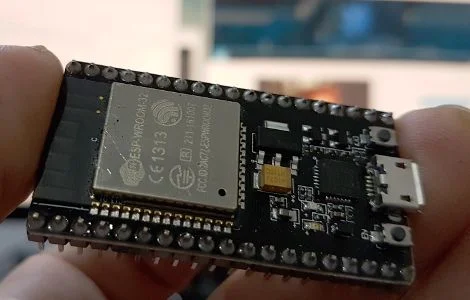 Passando parâmetros através de tasks no ESP32