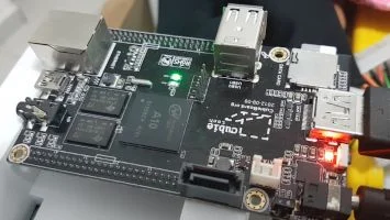 Cubieboard A10 com conector SATA