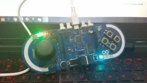 arduino_esplora-dobitaobyte_-300x169.webp