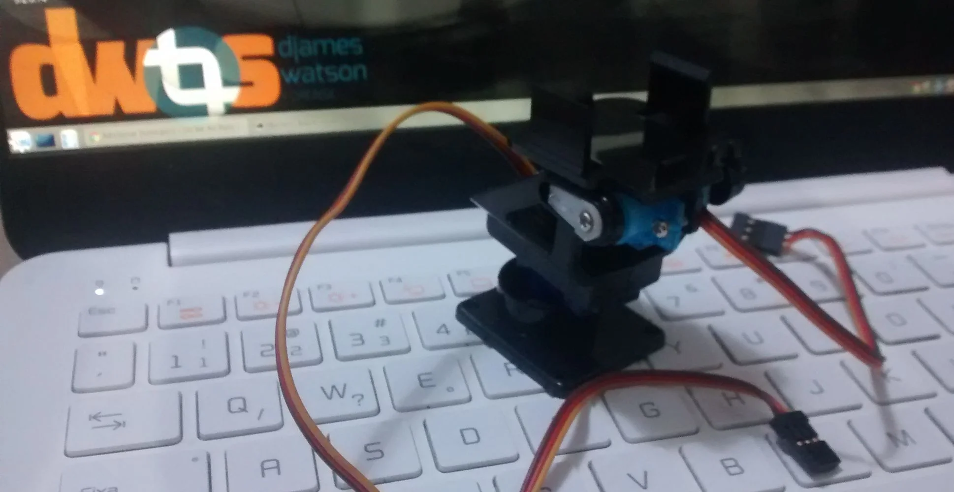 Pan e tilt com Arduino e ESP8266 I